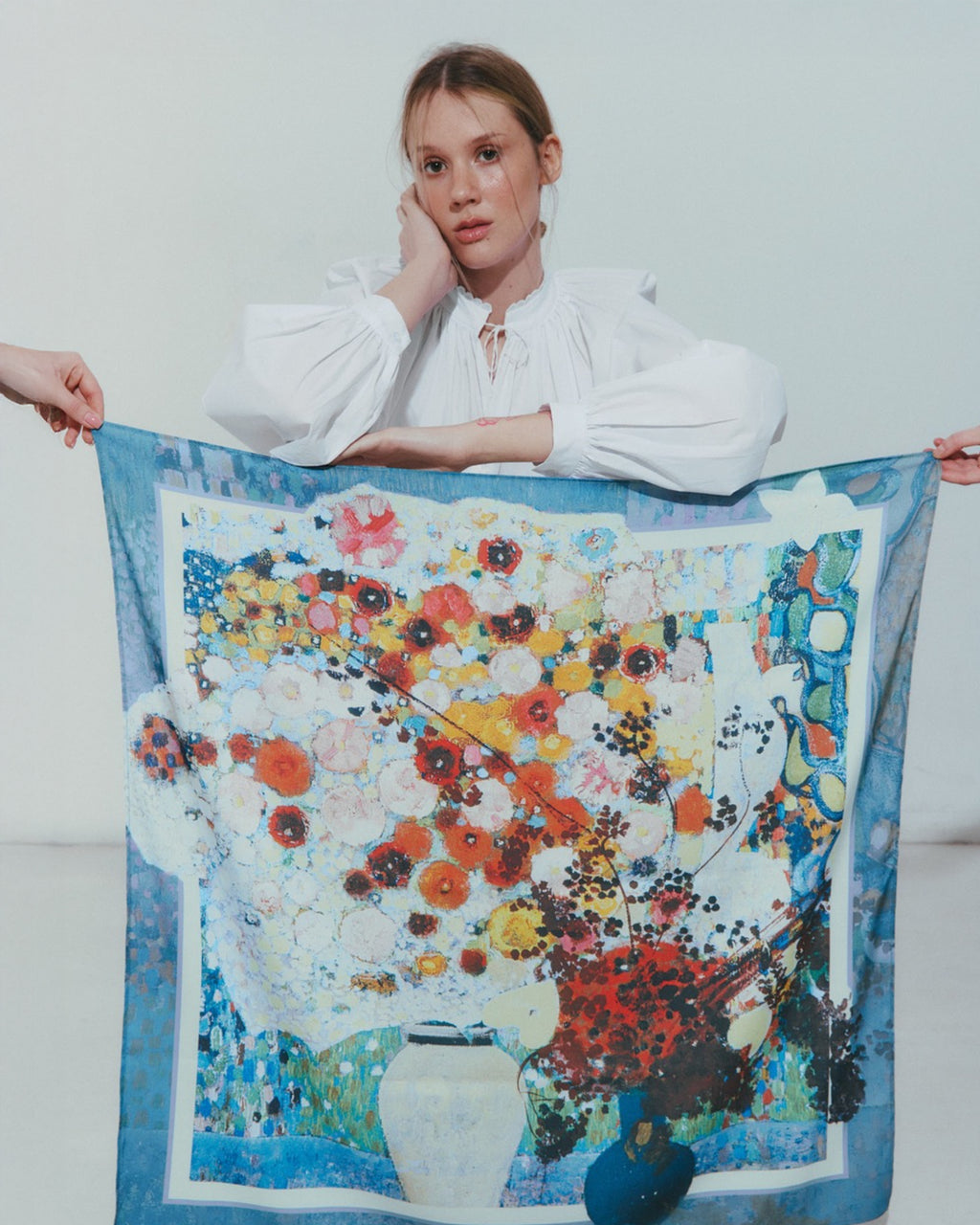 Scarf "Flowers in a pot"