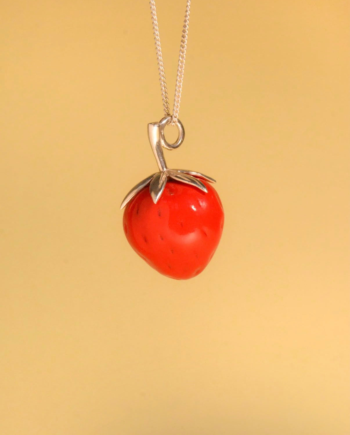 Pendant Cherry red